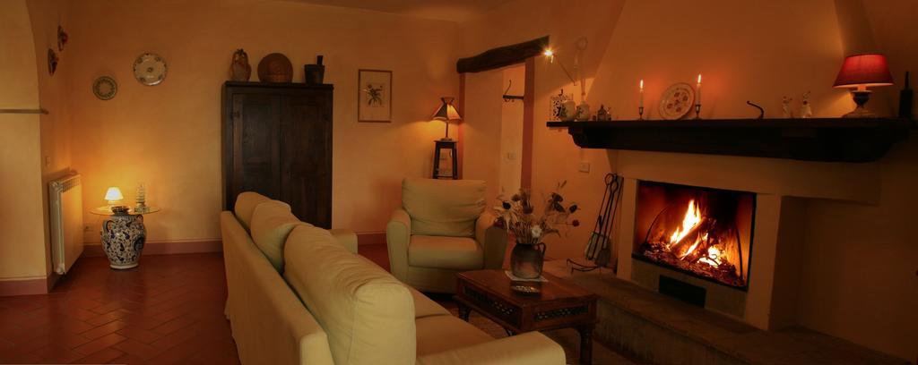 Le Rogheta Villa Campiglia dʼOrcia Eksteriør billede