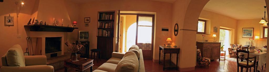 Le Rogheta Villa Campiglia dʼOrcia Eksteriør billede