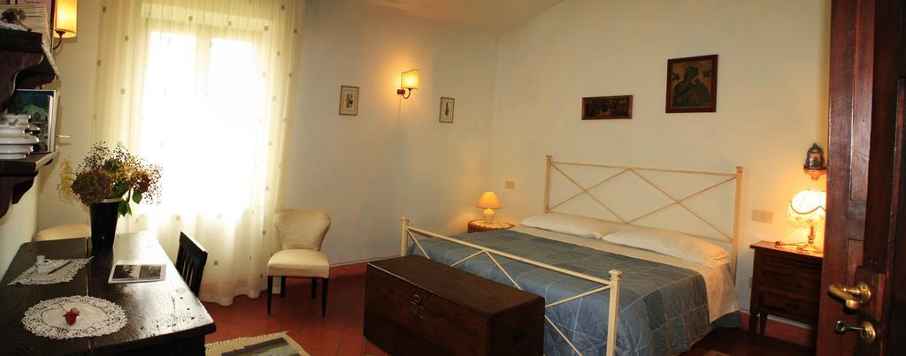 Le Rogheta Villa Campiglia dʼOrcia Eksteriør billede