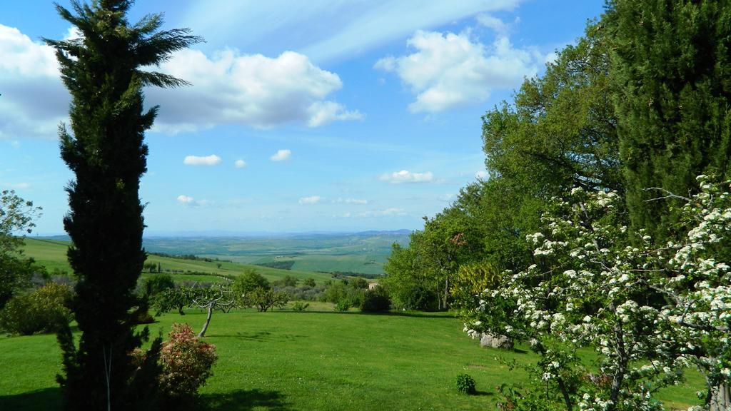 Le Rogheta Villa Campiglia dʼOrcia Eksteriør billede